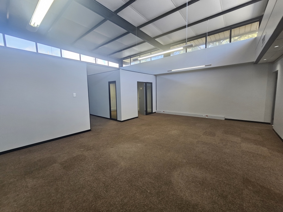 To Let commercial Property for Rent in Vincent Eastern Cape